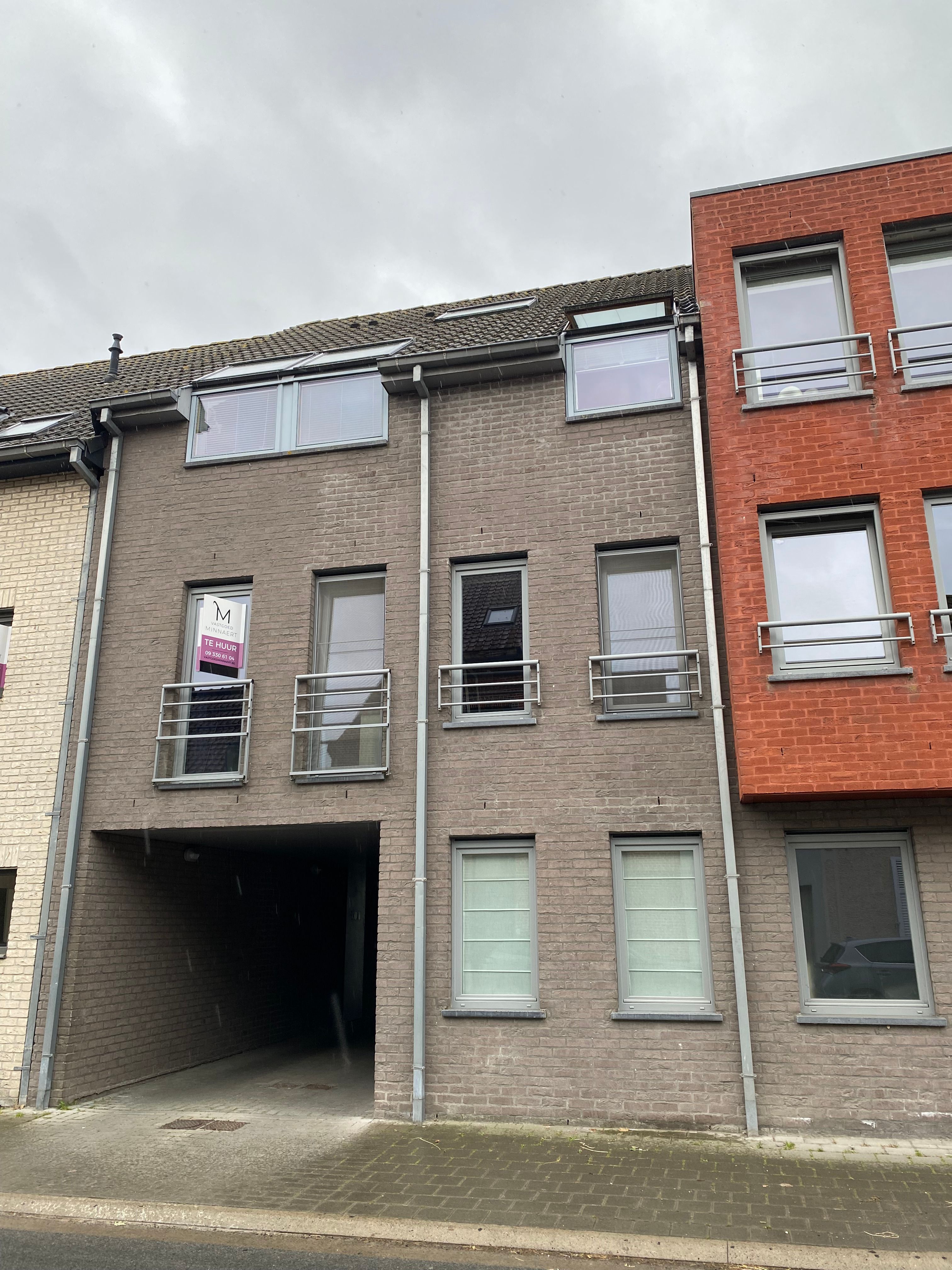 Ruim en lichtrijk appartement met 2 slaapkamers en garage foto 8