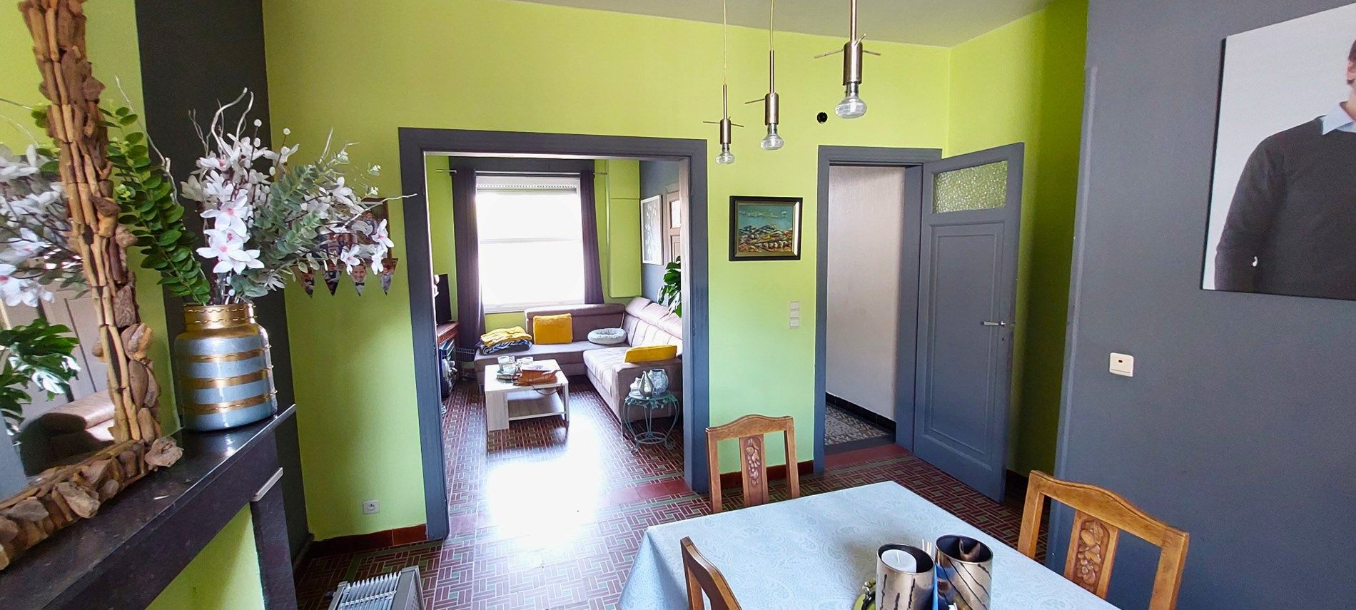 Woning met 2 slaapkamers, tuin & uitweg foto 3
