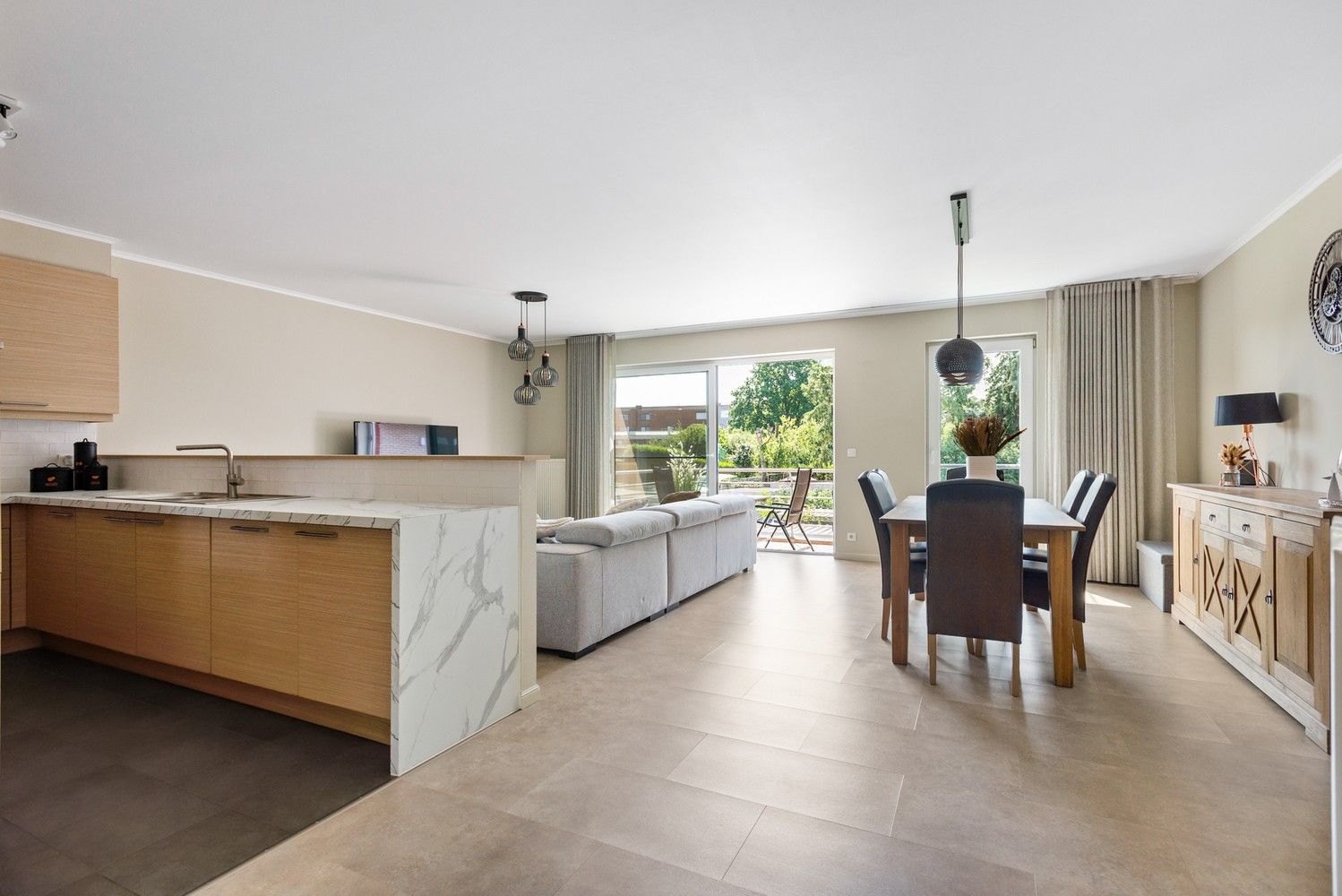 Ruim en modern appartement met 3 slaapkamers op gunstige locatie in Lint foto 4