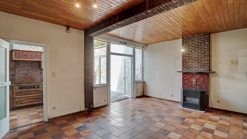 Ruime herenwoning met mogelijkheid handelsgelijkvloers/praktijkruimte/kantoren met woonst op 1 are 79 ca met stadstuintje foto 8