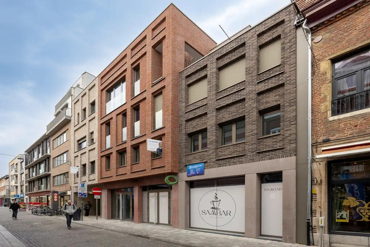 Nieuwbouw studio met terras van 9m2 in hartje Leuven met kelderberging en parkeermogelijkheden! 6% BTW mogelijk! foto 6