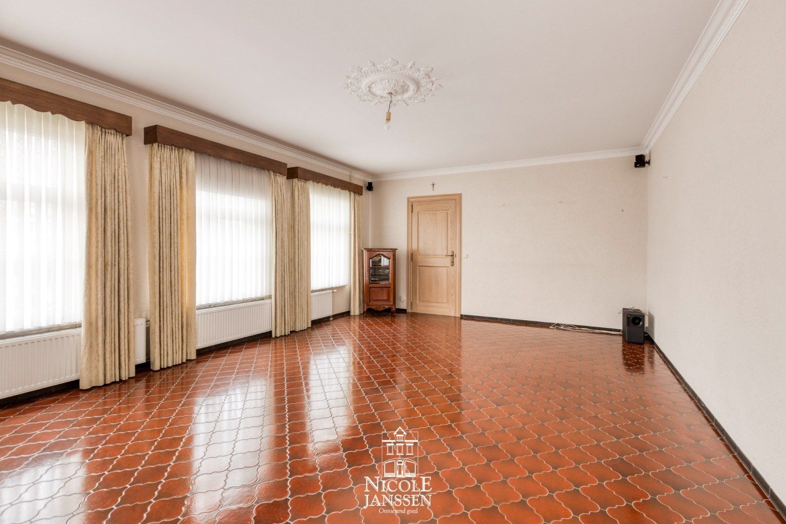 Vrijstaande gezinswoning foto 4