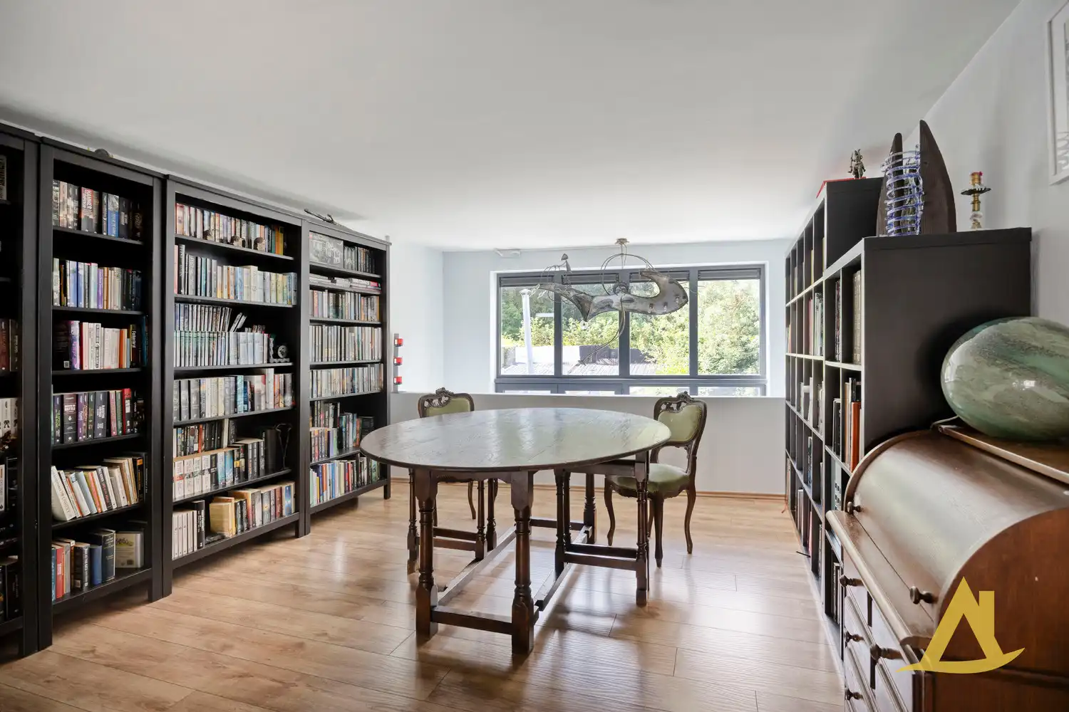DESIGN STADSWONING MET 3 SLAAPKAMERS, TUIN EN JACUZZI IN HET HARTJE VAN DIEST foto 25