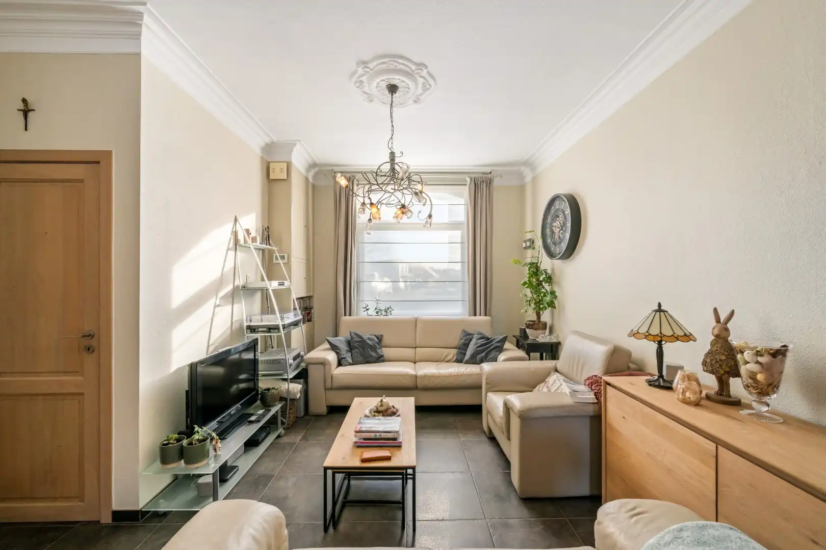 Instapklare woning met 3 slaapkamers en zonnige tuin in Vlamertinge foto 3