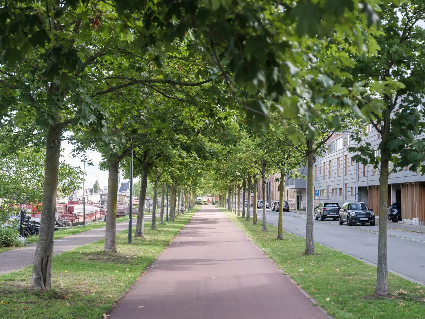 Nieuwbouwappartementen langsheen het water te Kristus-Koning (Brugge) foto 18