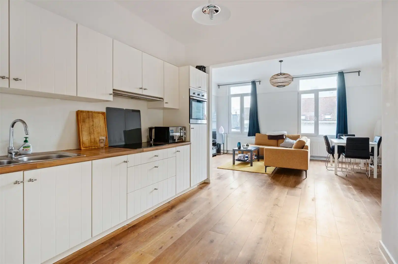 Centraal gelegen appartement ca. 65m2 met één slaapkamer  foto 5