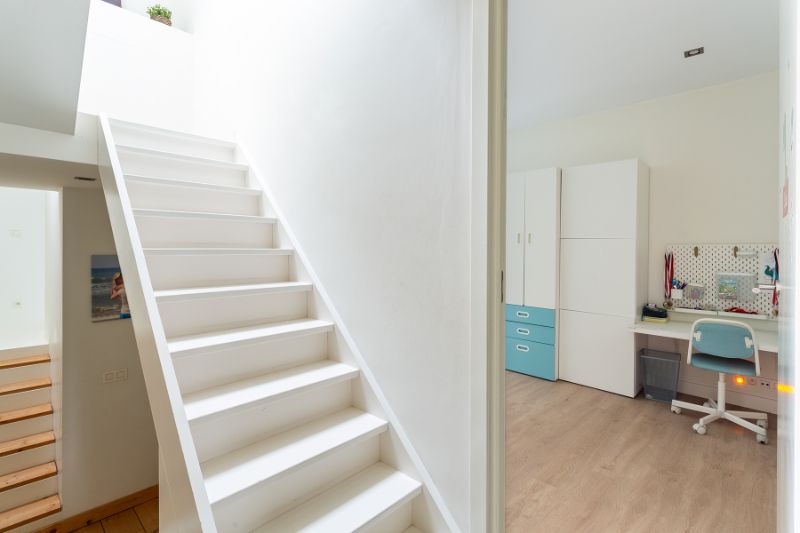 Prachtige instapklare woning met zee van ruimte, ruime tuin!!! foto 28