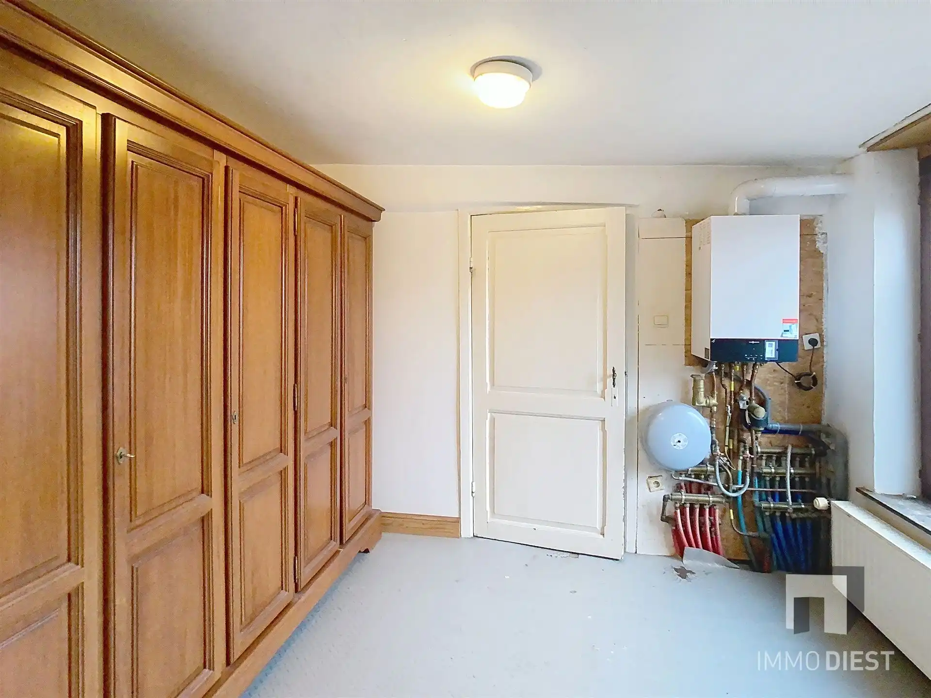 Chamante betaalbare stadswoning met veel potentieel in hartje Diest foto 18