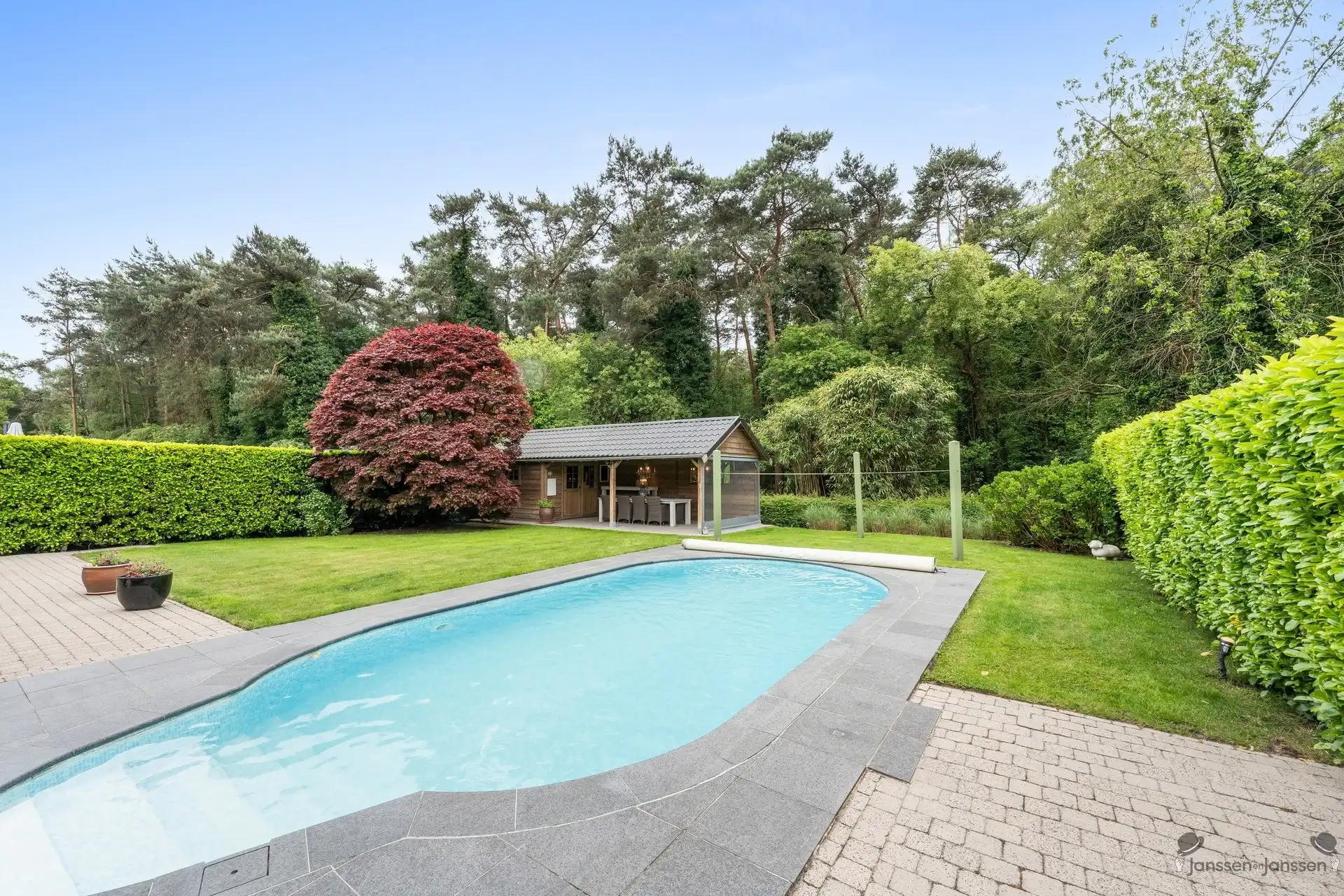 Prachtige lichtrijke villa met 4 slaapkamers op 826m². foto 25