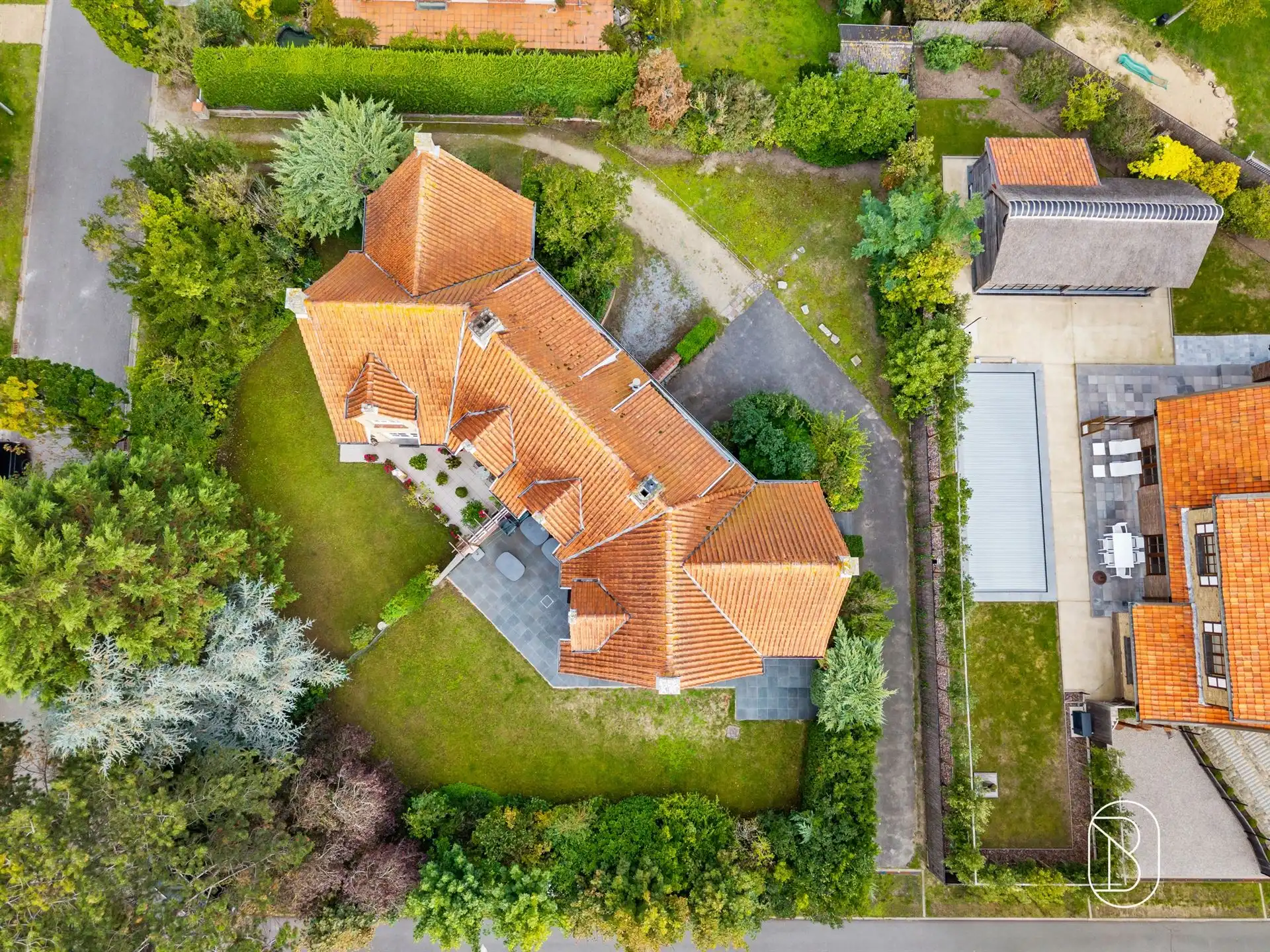 Karaktervolle gezinswoning met 4 slaapkamers in Nieuwpoort foto 2