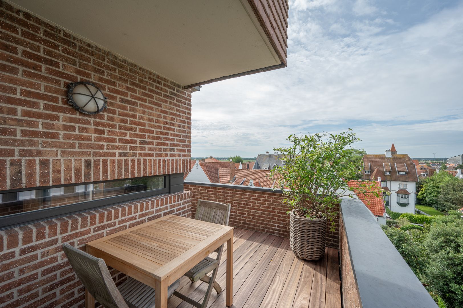 Prachtig appartement met zuidgericht terras vlakbij het strand in Duinbergen foto 5