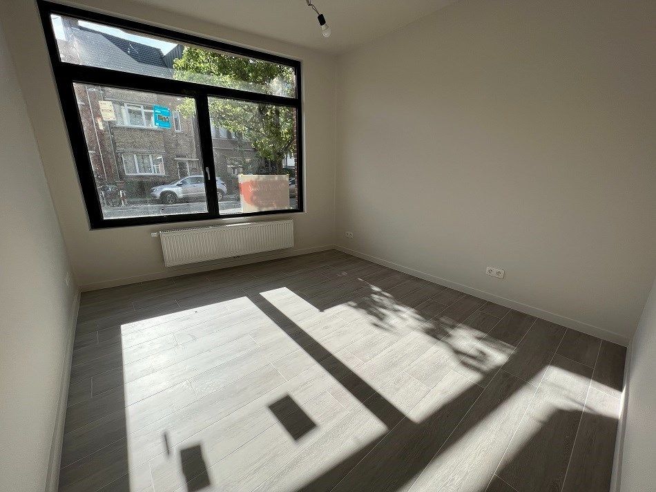 instapklaar 3-slaapkamerappartement op wandelafstand van het Sint-Pietersstation foto 3