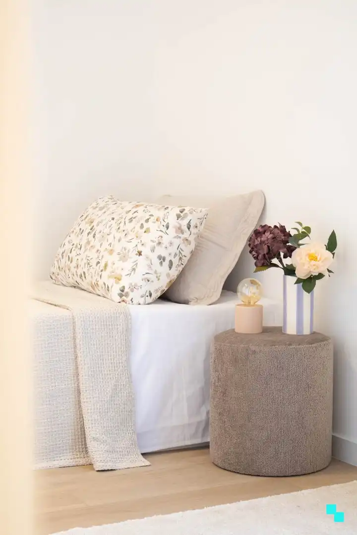 Volledig gerenoveerde woning met zicht op de velden foto 21