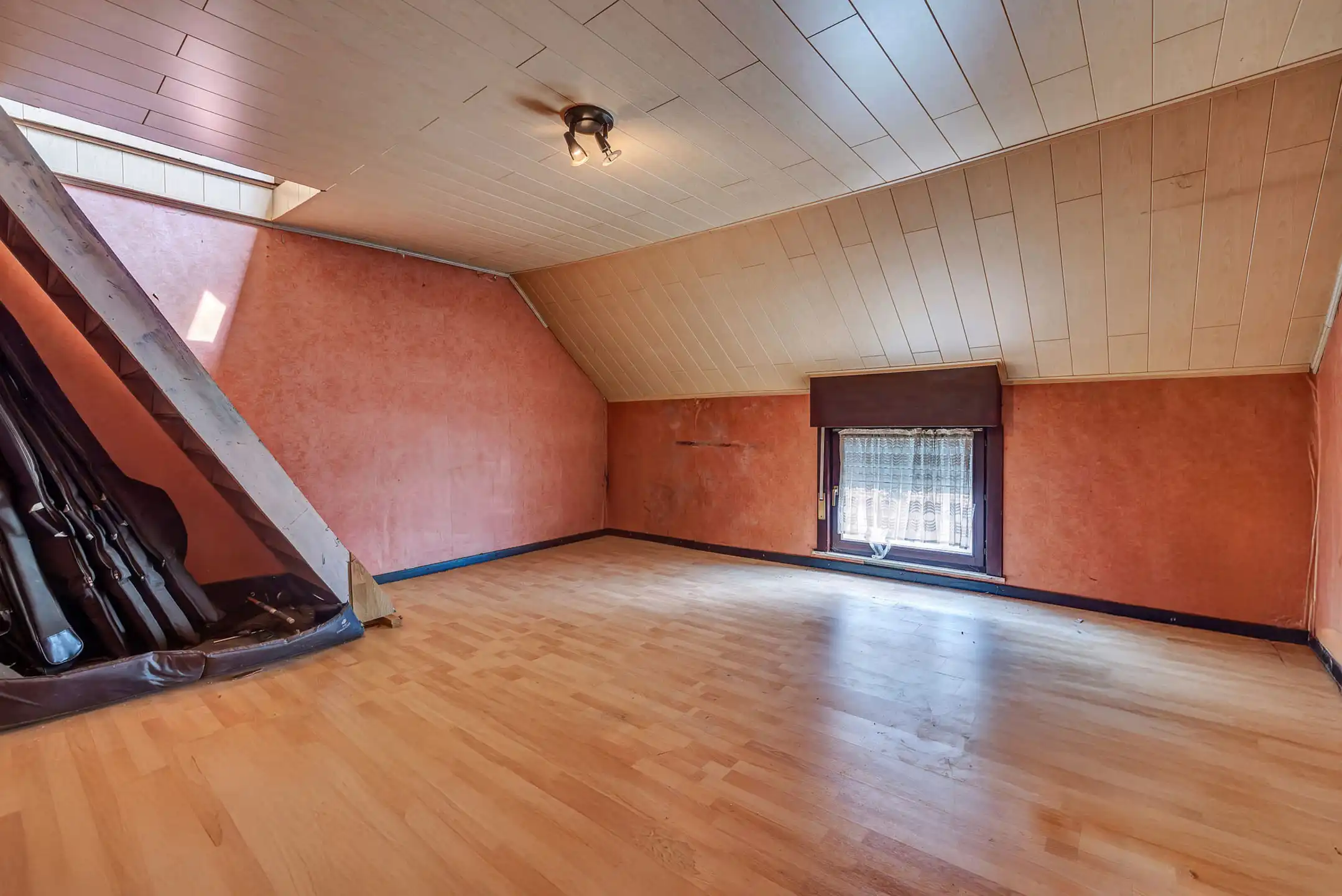 Te renoveren woning op toplocatie in het centrum van Aalst foto 14