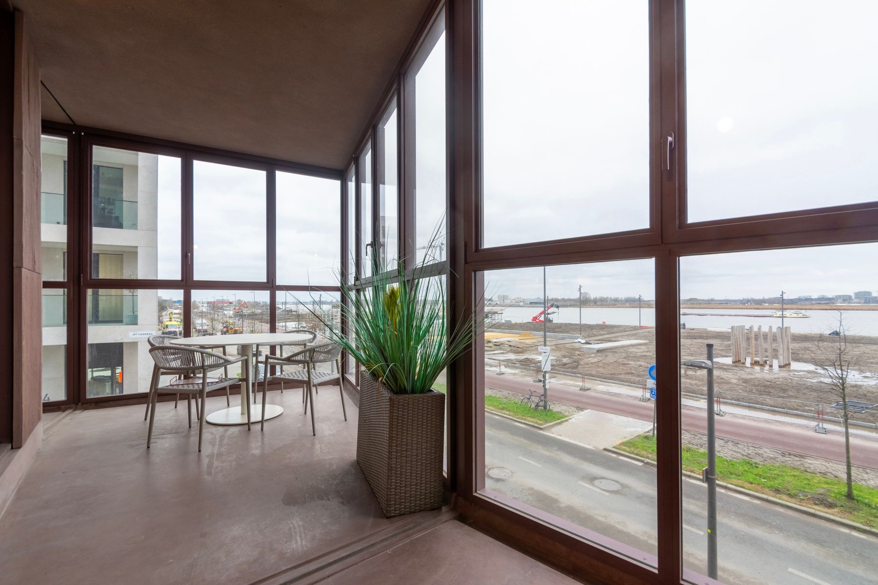 2-slaapkamer appartement met zicht op Schelde  foto 7