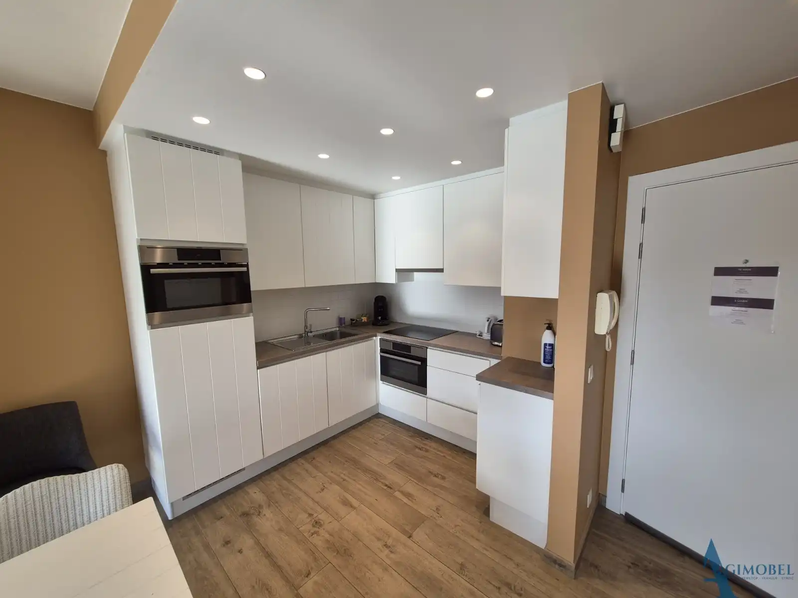 Charmant  en zeer verzorgd 1 slaapkamer-appartement op de Nellenslaan. foto 5