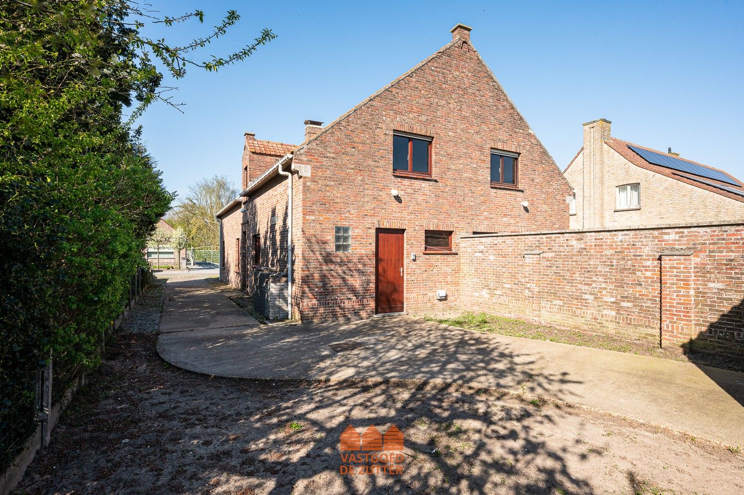 Te renoveren halfopen bebouwing in rustige doodlopende straat foto 21
