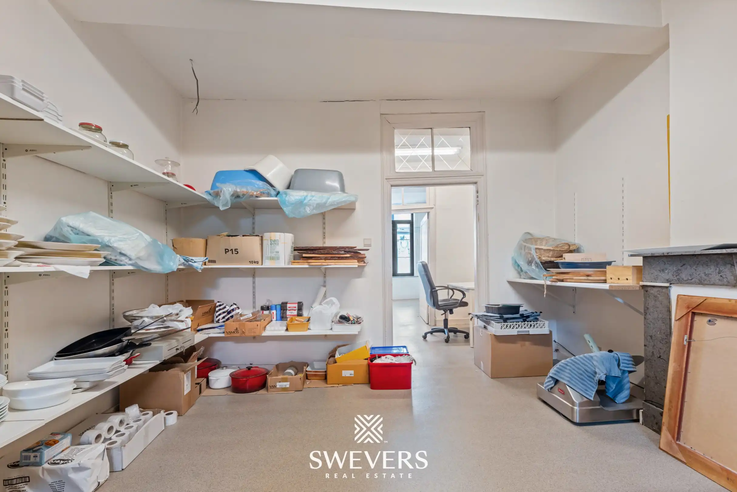 Instapklaar handelshuis op toplocatie met een oppervlakte van 272m2 foto 29