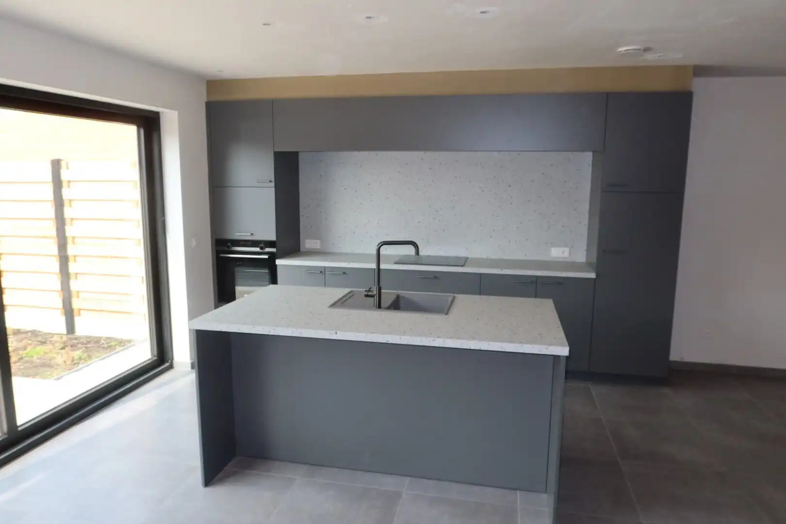 Recente woning met 3 slk, garage, terras tuin en zonnepanelen  foto 6