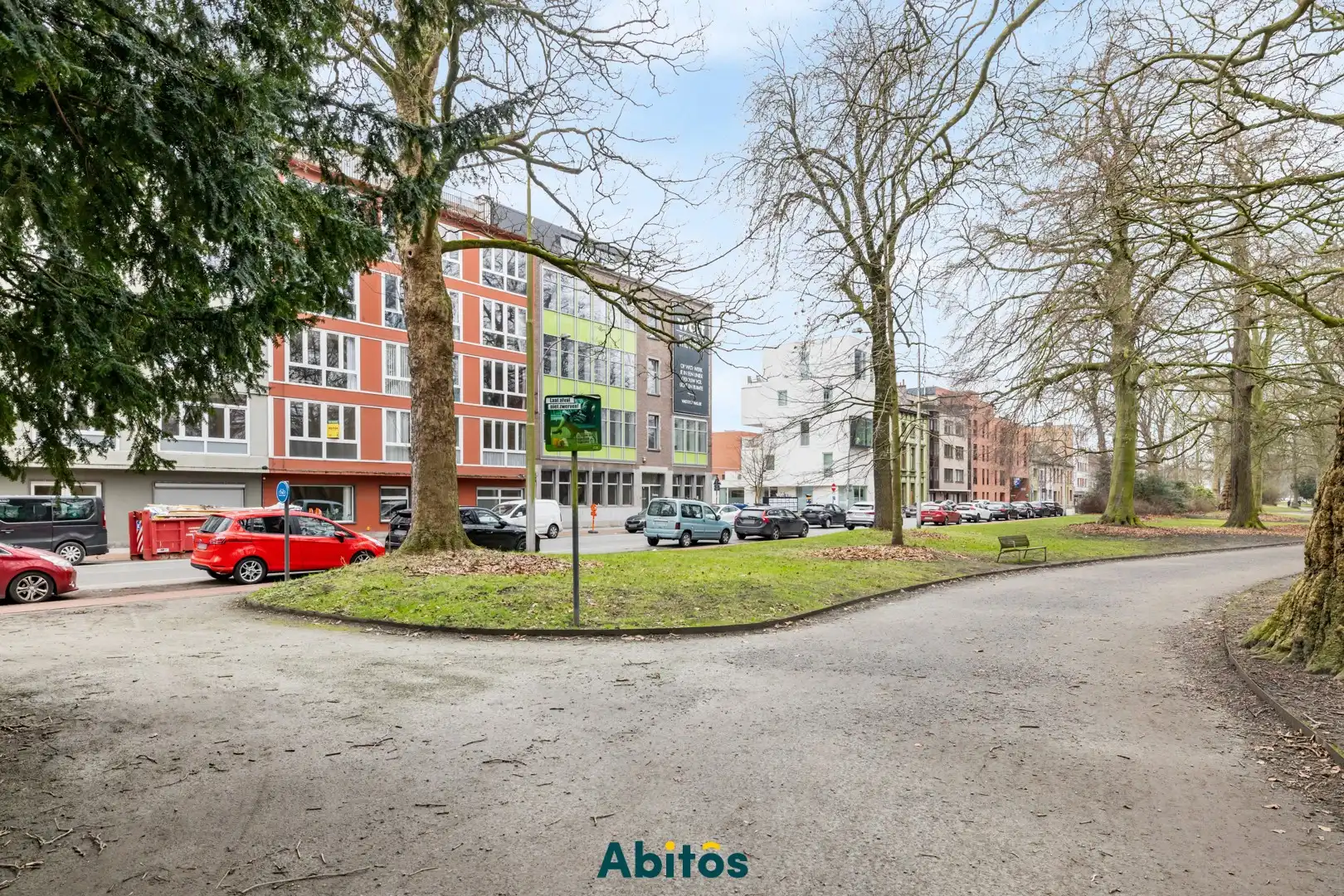 Twee slaapkamerappartement met garagebox foto 4