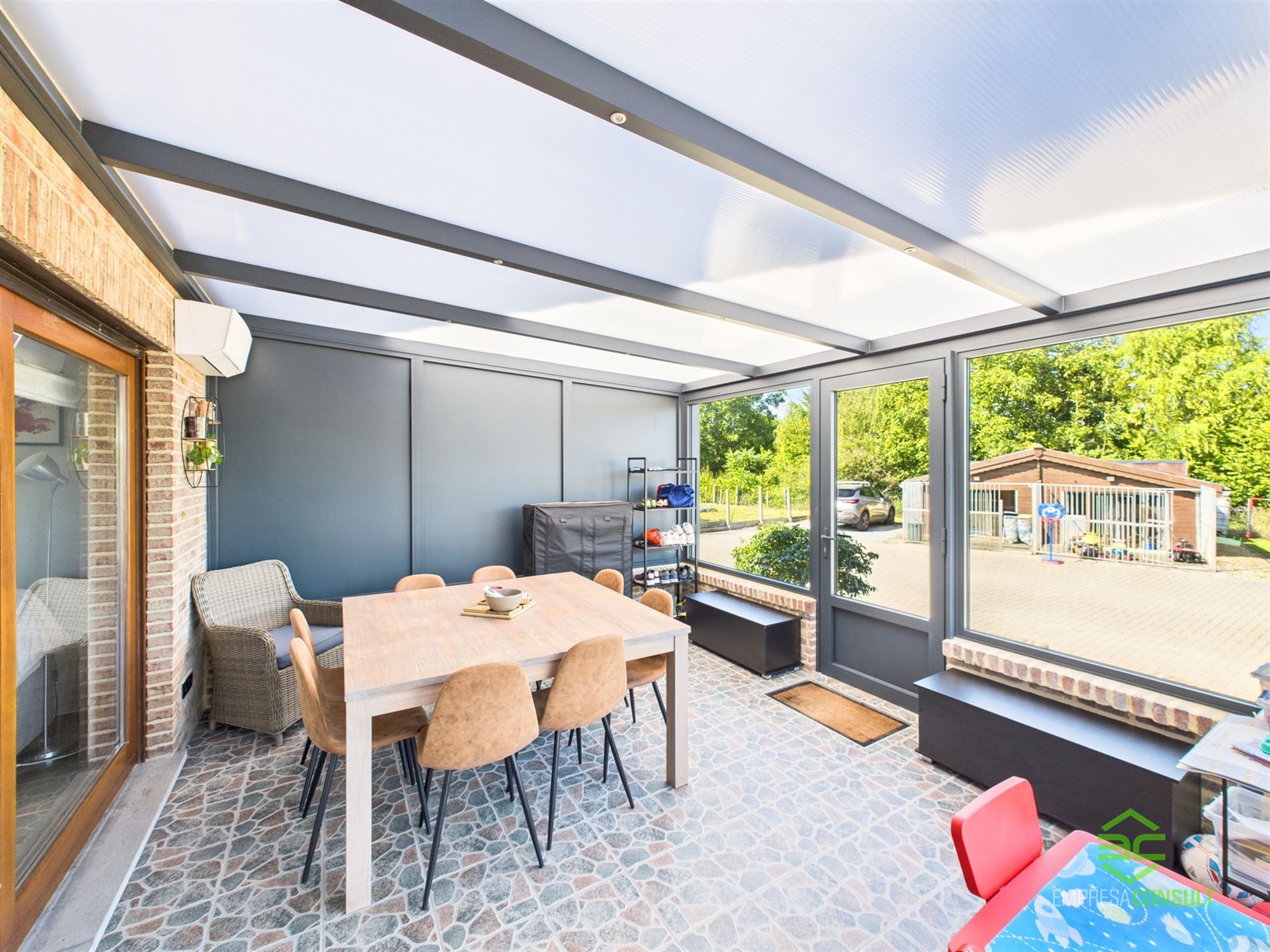 Instapklare gelijkvloerse woning met 3 slpk op 10a 21ca! foto 19