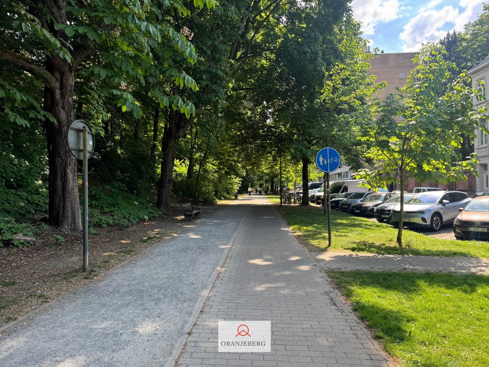 Gerenoveerd ruim duplex appartement met 2 slpk's foto 51