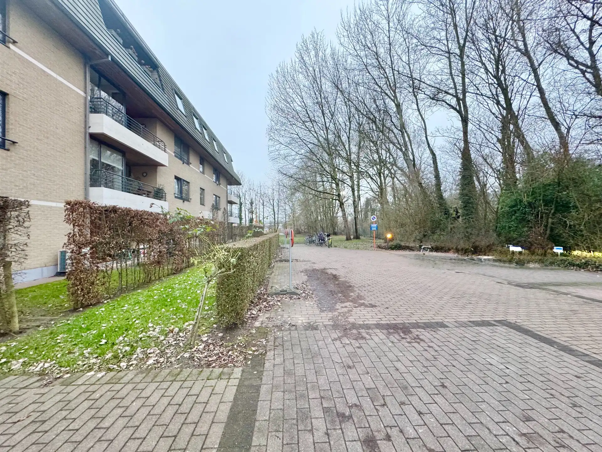 Appartement te huur foto {{pictureIndex}}