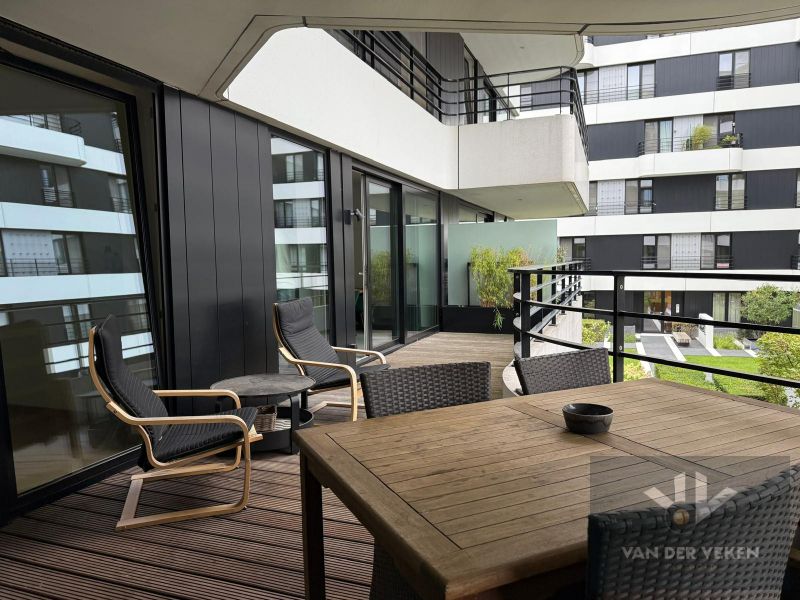 Charmant 2-slaapkamer appartement met ruim terras! foto 8