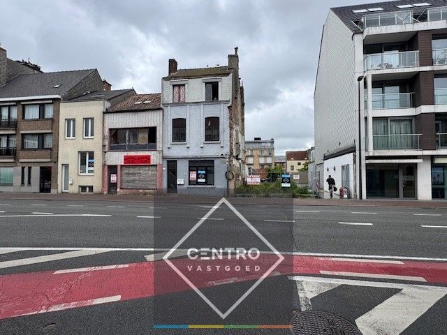 Renovatiepand (Mogelijkheid tot 3 appartementen) te Oostende. foto 3