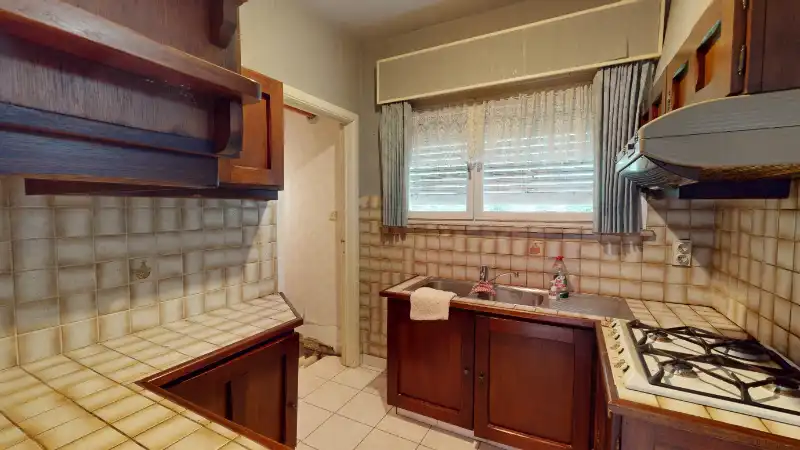 Woning van 155m² in open bebouwing op 10 are 30ca foto 10