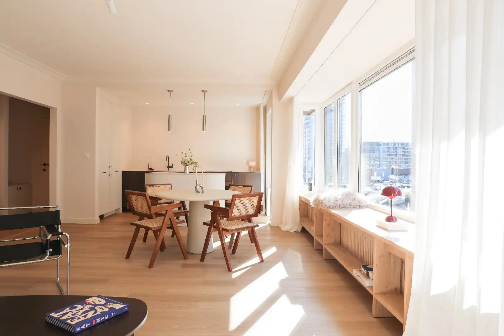 Luxueus gerenoveerd 3-slpk-appartement in hartje Oostende foto 2