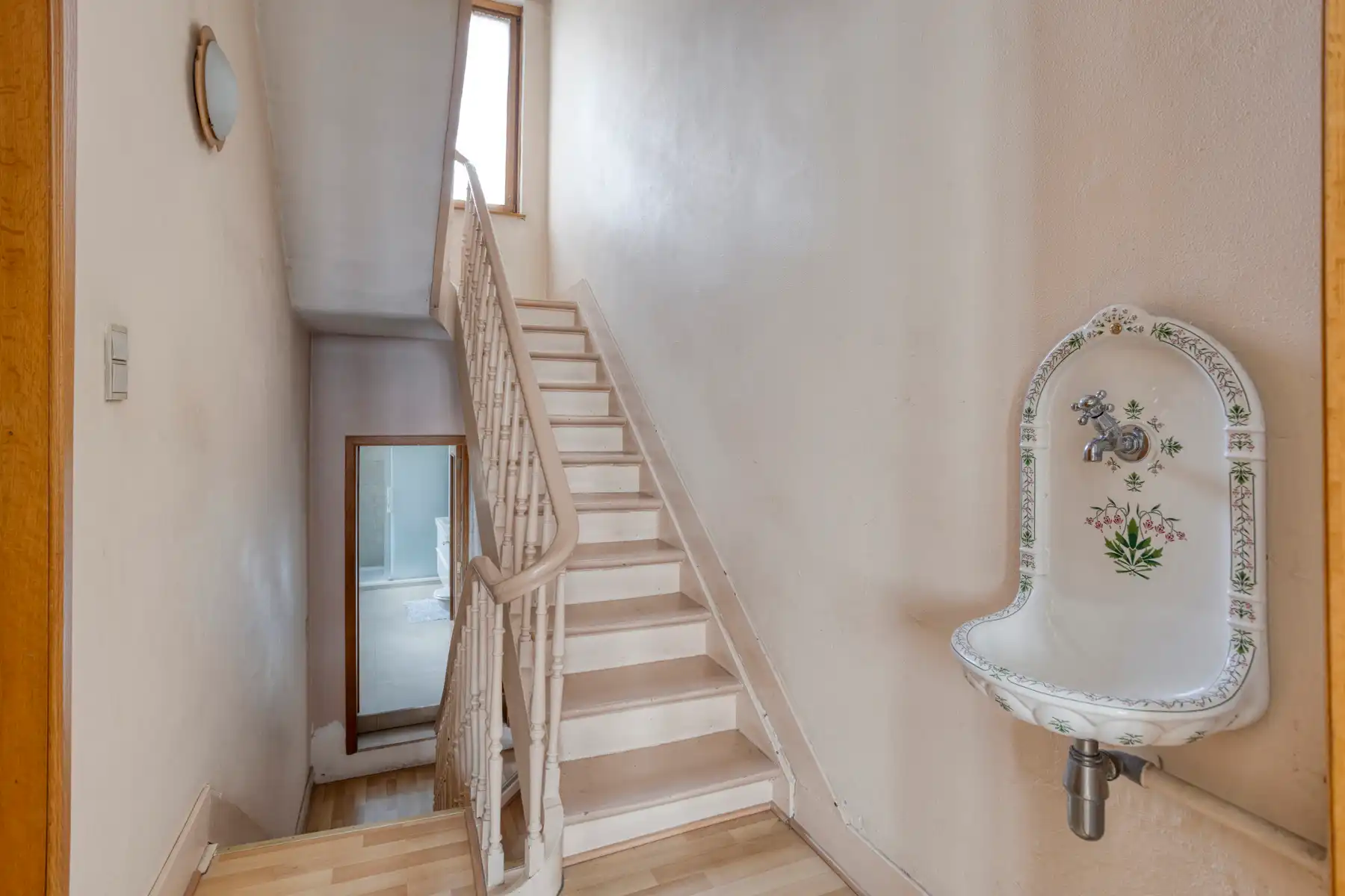 ***ONDER COMPROMIS*** Ruime herenwoning op topligging foto 17