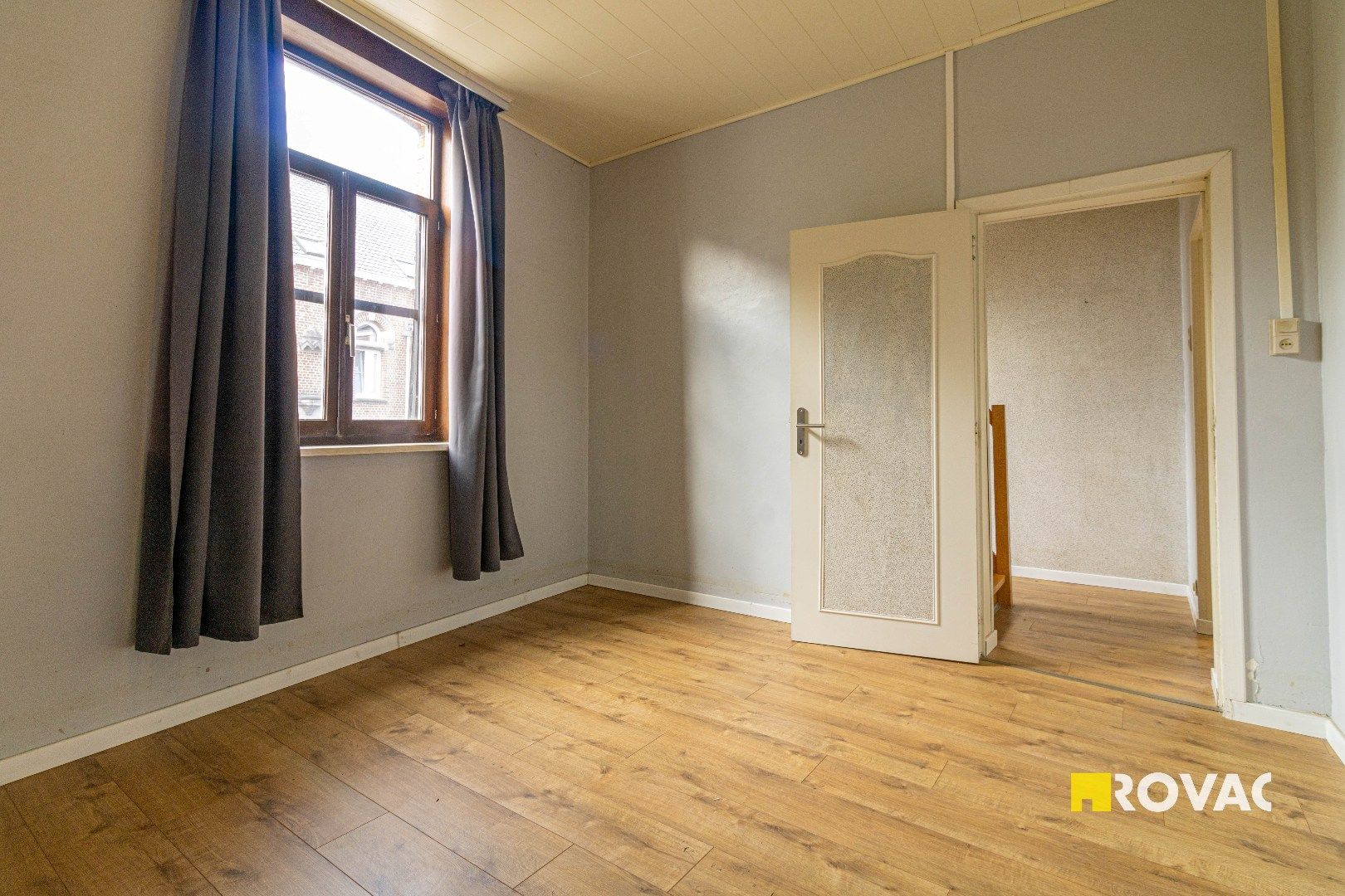 Te renoveren hoekwoning met potentieel foto 13