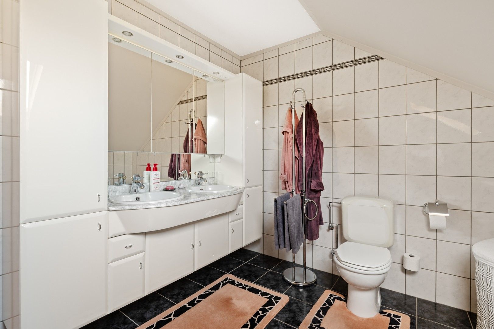 Aangename villa met heerlijke veranda in doodlopende straat foto 28