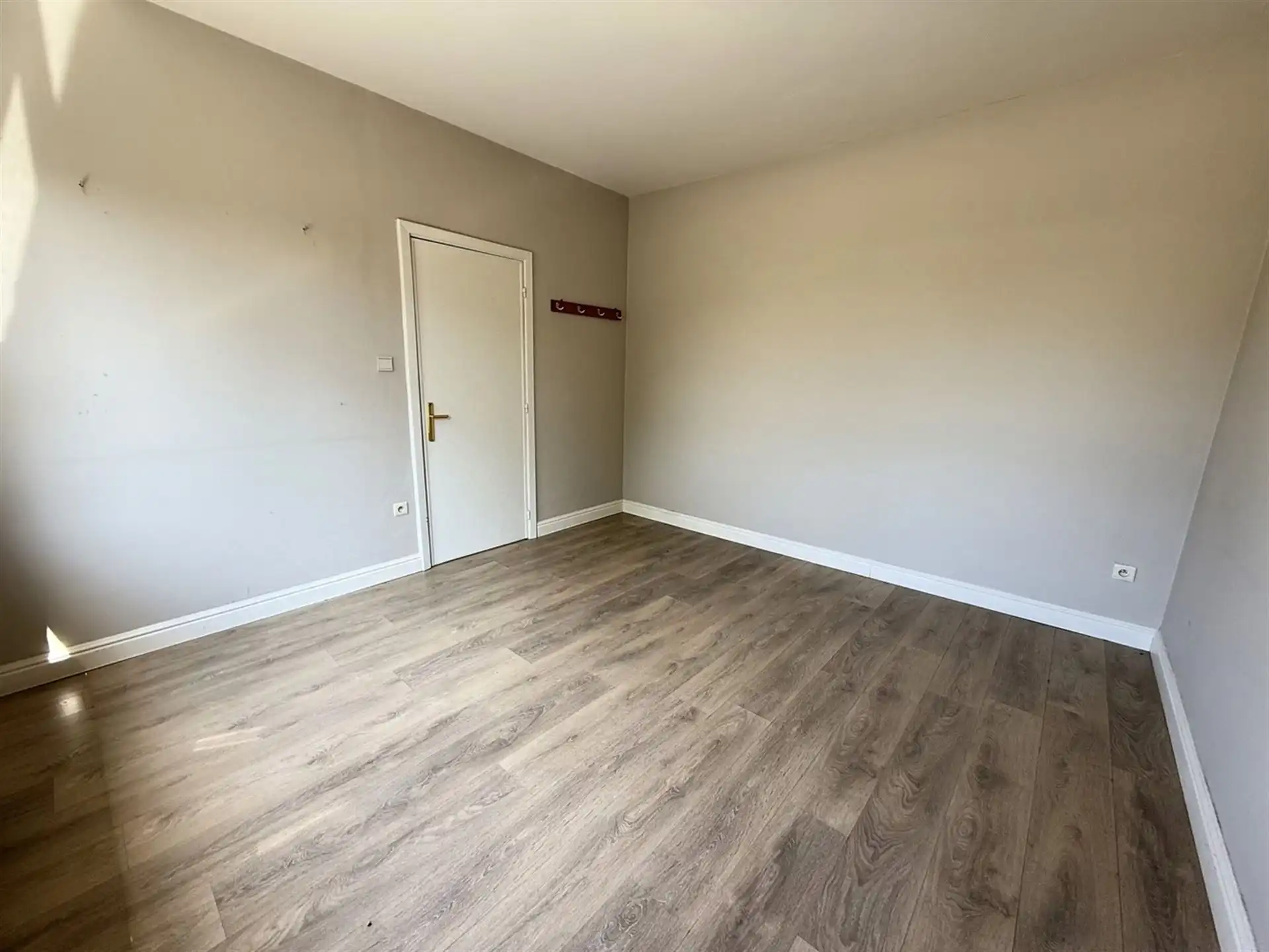 Gelijkvloers appartement van 87m² met 1 slaapkamer foto 5