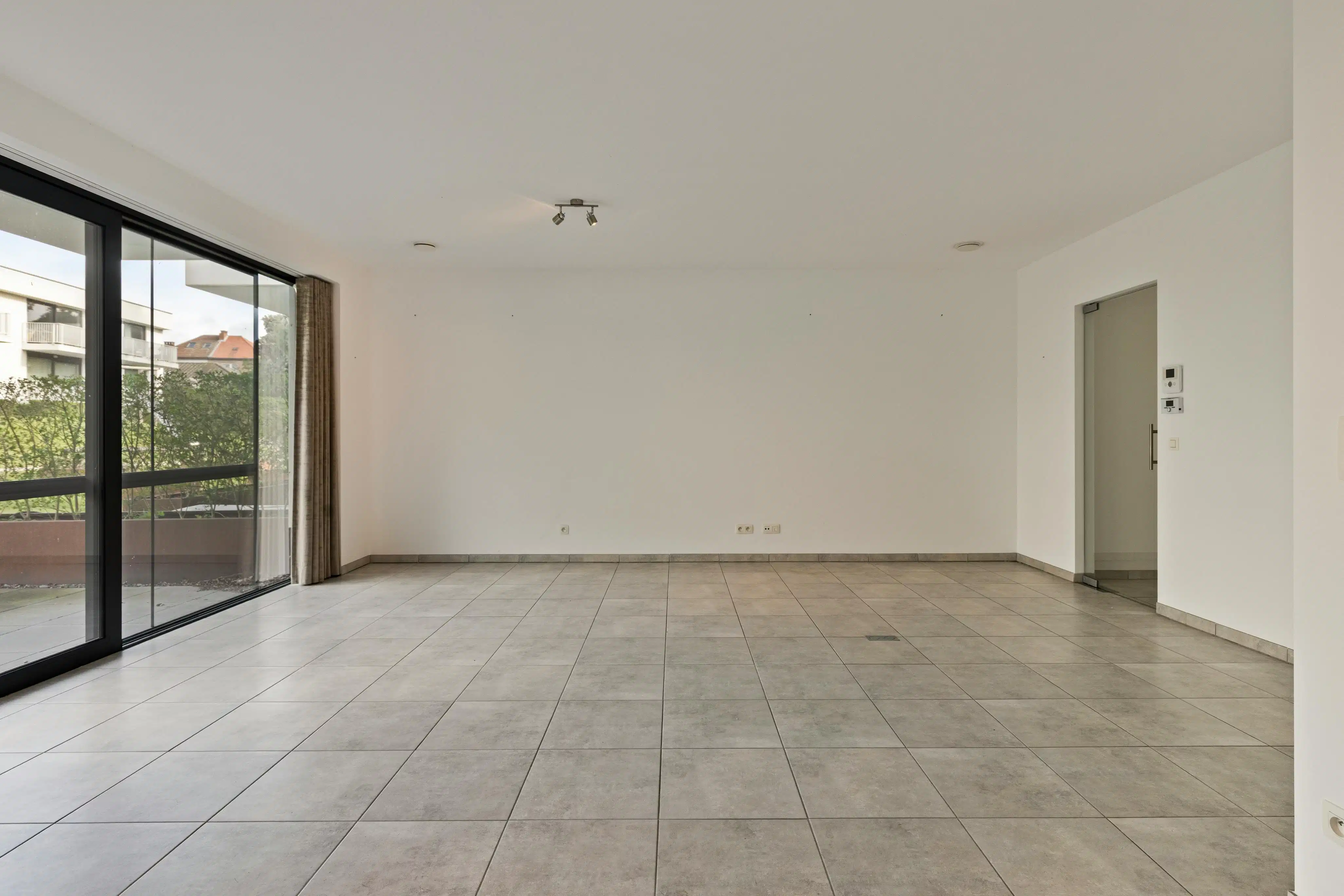 Gelijkvloersappartement met ruim terras te koop in Strombeek foto 4