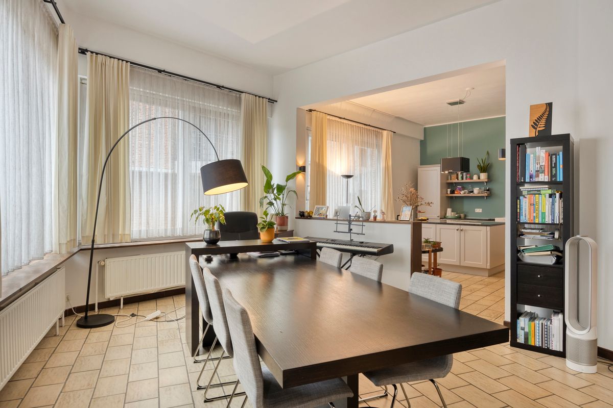 Charmant en ruim appartement met stadstuin foto 7