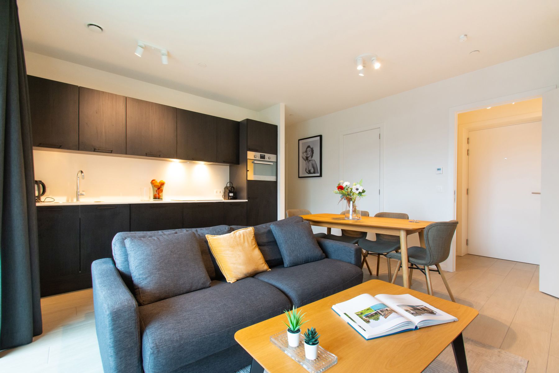 Gezellig 1-slaapkamer appartement met terras foto 3
