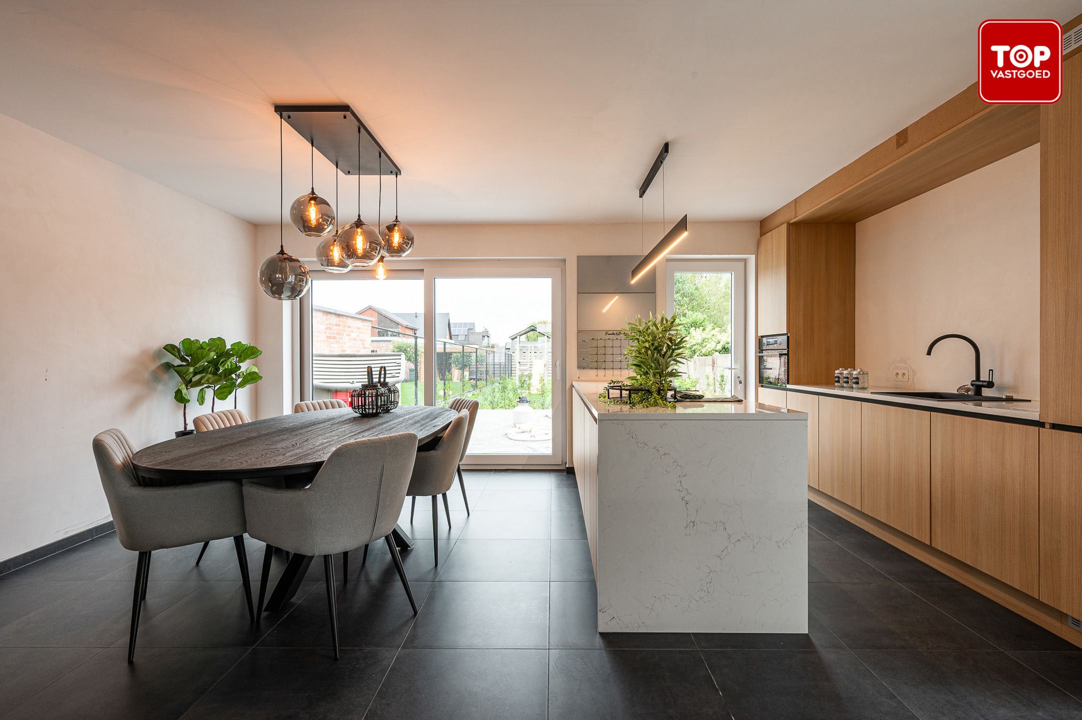 Instapklare BEN-woning met 4 slaapkamers, garage en royale tuin foto 8