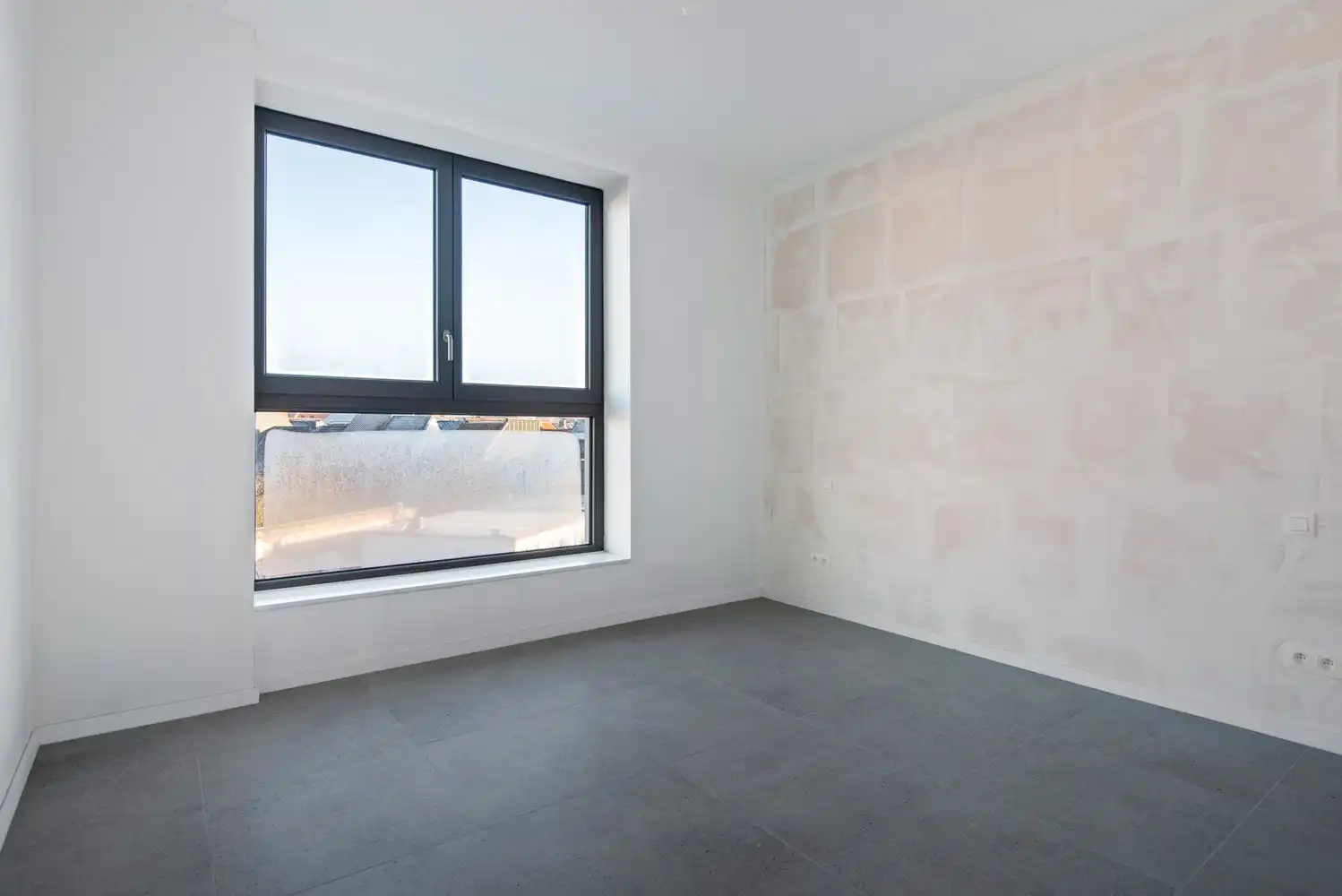 Stijlvol appartement met ruim overdekt terras in De Lesselier foto 9