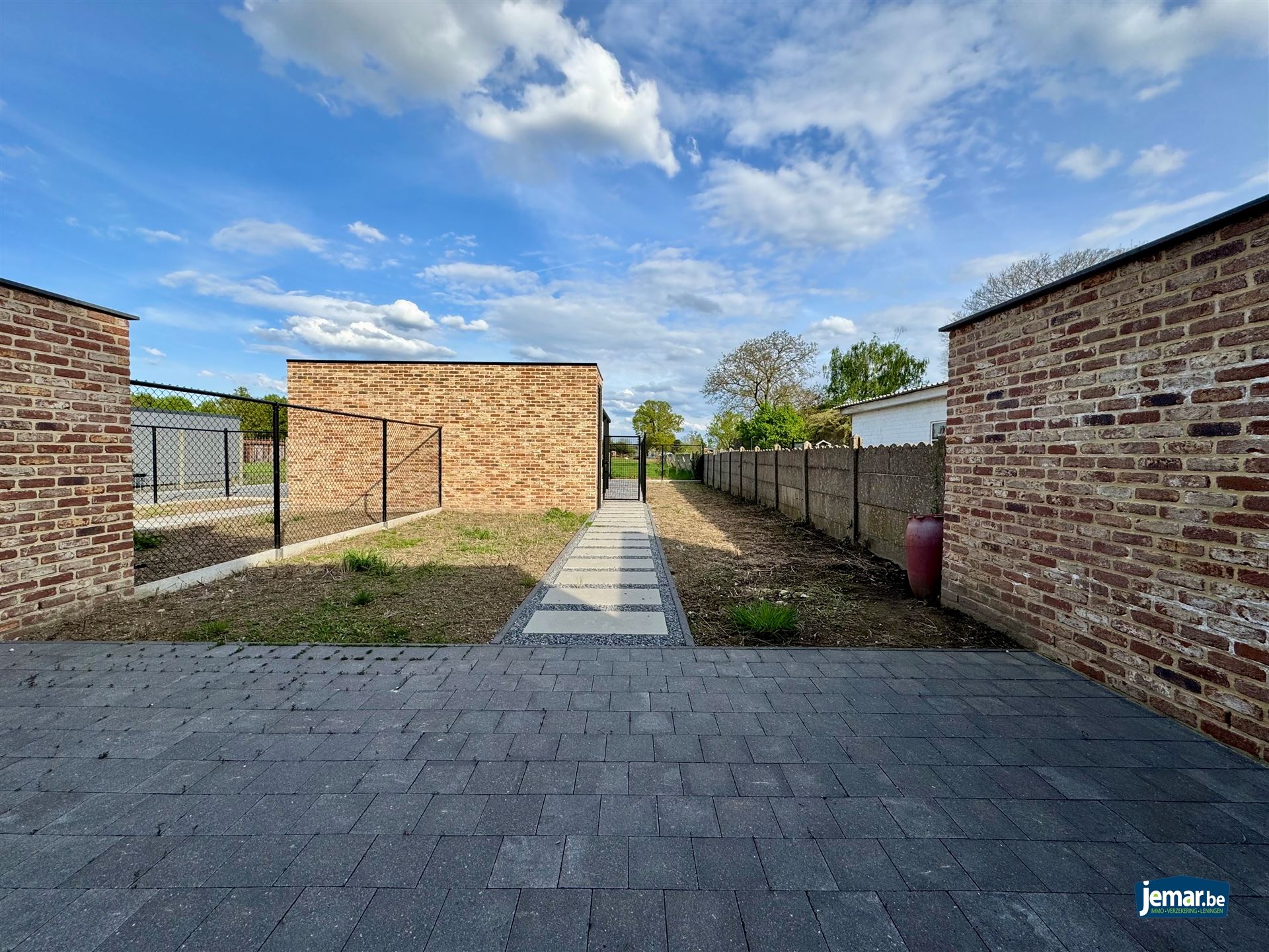 Nieuwbouwwoning BEN met 4 slpk, tuin en carport  foto 18