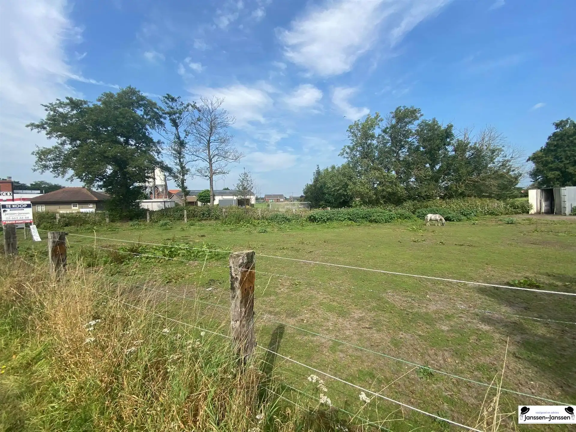 Bouwgrond voor een open bebouwing, opp. perceel 537m² foto 2