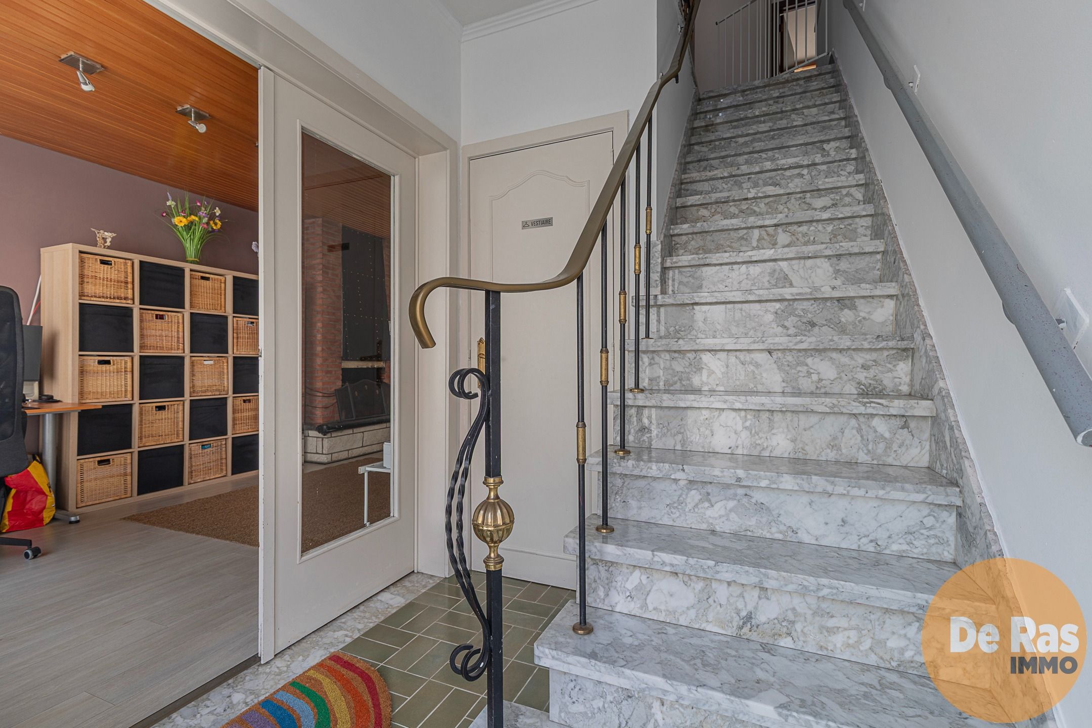 DENDERHOUTEM - RUIME WONING MET TUIN EN GARAGE foto 11