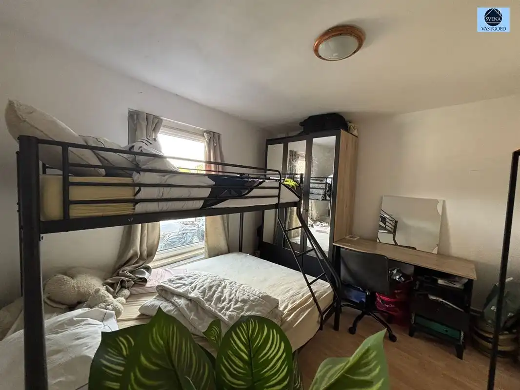LEUKE  STADSWONING MET 4 SLAAPKAMERS  EN TUIN foto 8