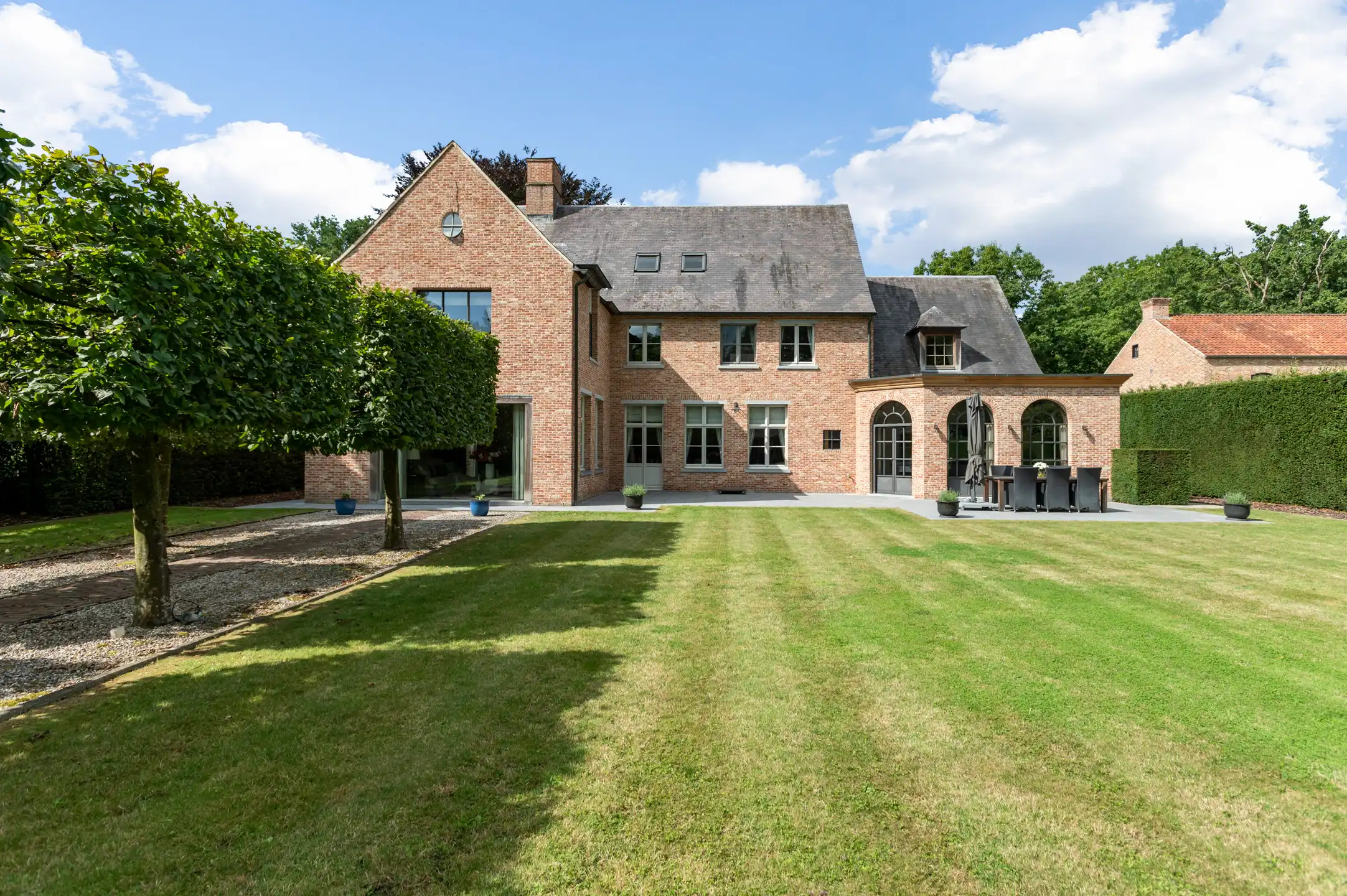 Exclusieve villa met lift, bijgebouw en EPC A  foto 4
