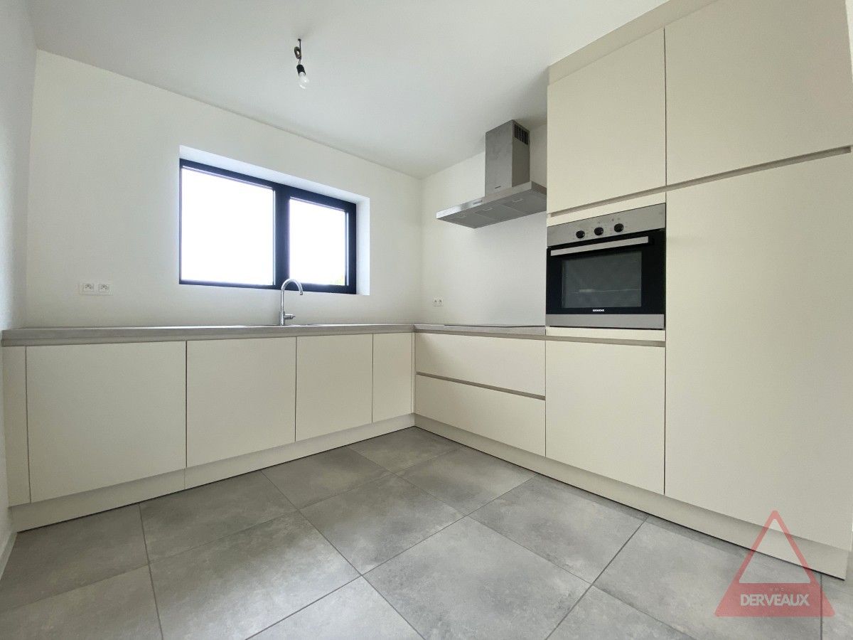 Zonnebeke – Instapklaar appartement op de 1ste verdieping nabij het Kasteelpark foto 5