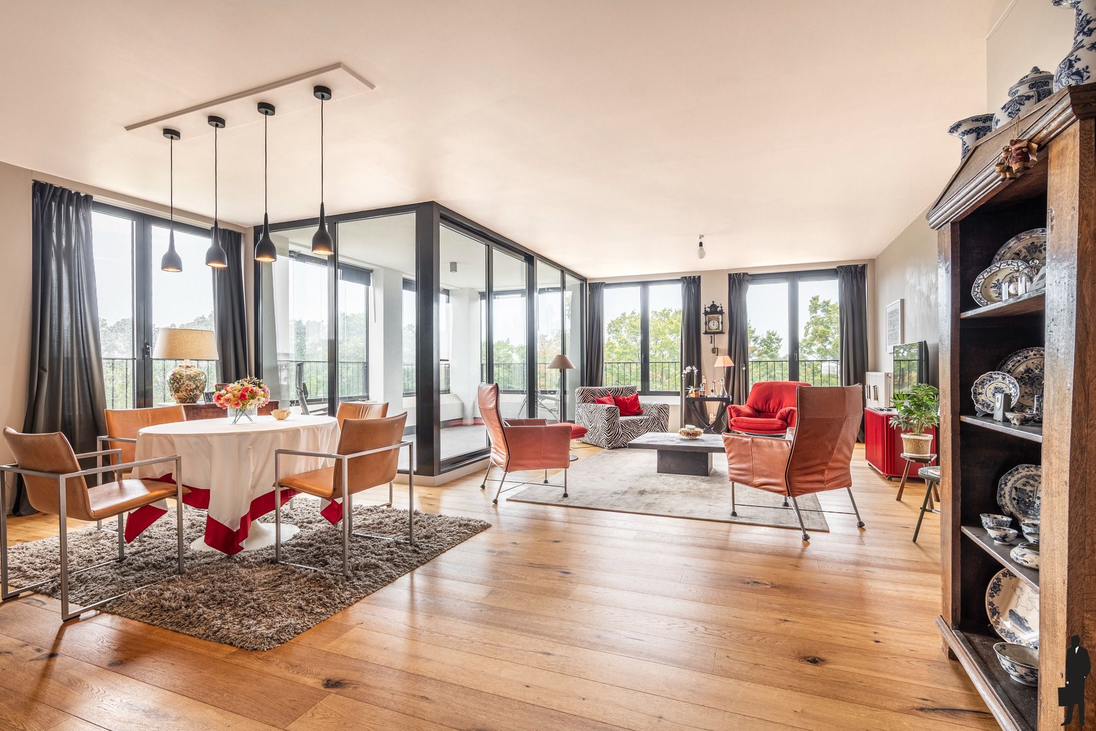 Modern 2-slaapkamer appartement met prachtig uitzicht foto 3