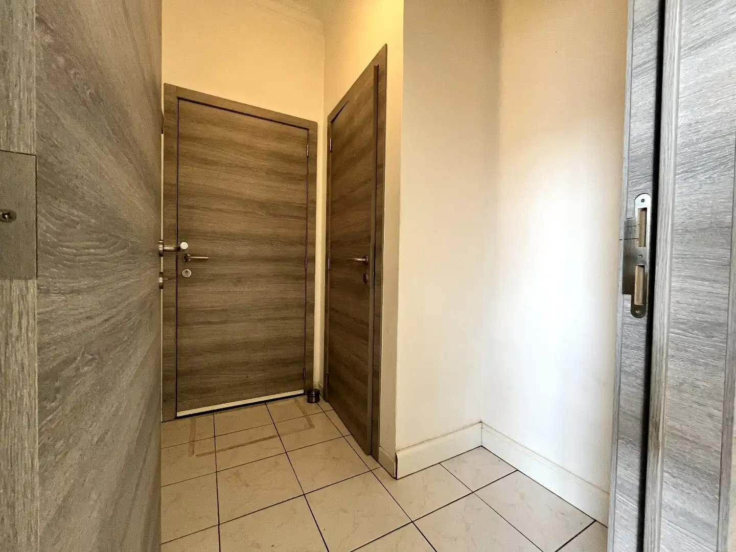 Gelijkvloersappartement met 1slpk en koer foto 12