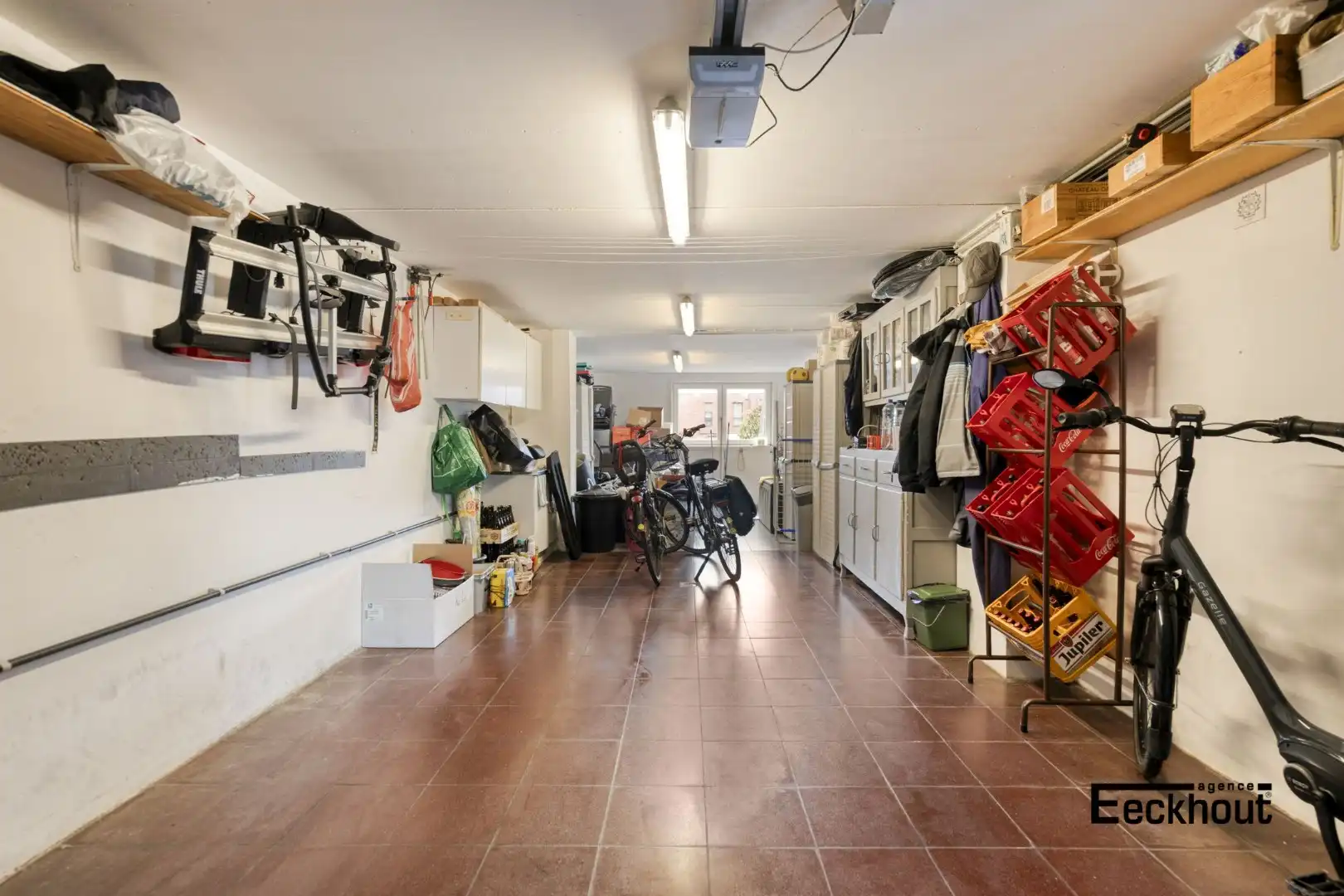 Instapklare ruime bel-etage woning (217 m² bewoonbare oppervlakte) met dubbele garage en grote tuin op topligging in Oostende foto 13