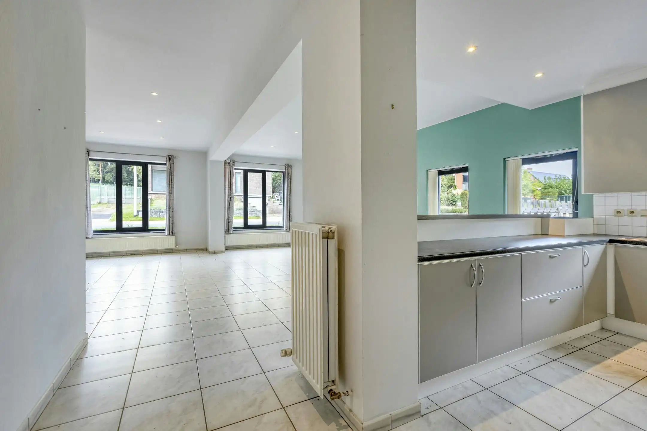 Opbrengsteigendom met 2 appartementen en hangaar te Lummen foto 10